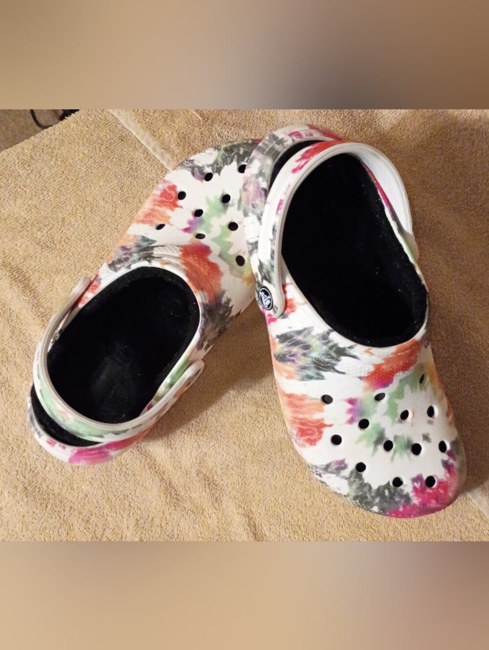 Crocs- Tie-Dye